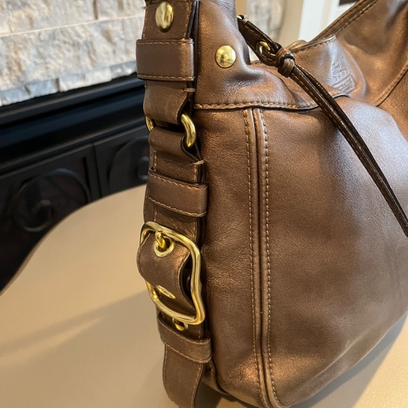 Vintage Coach Zoe Purse Shoulder Bag with Dustbag - Picture 5 of 16